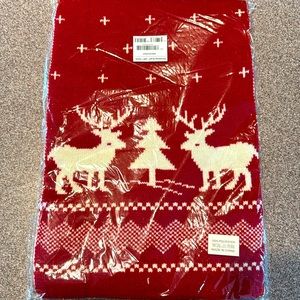 Red and White Winter Scarf 🧣